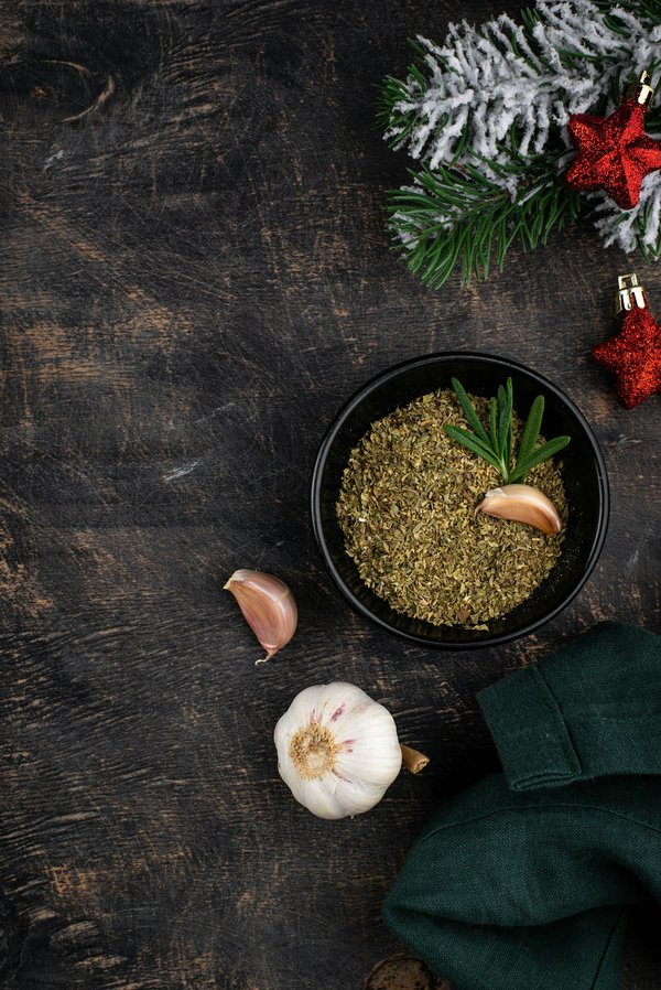 Which Perennial Herbs Thrive in the UK's Variable Climate?